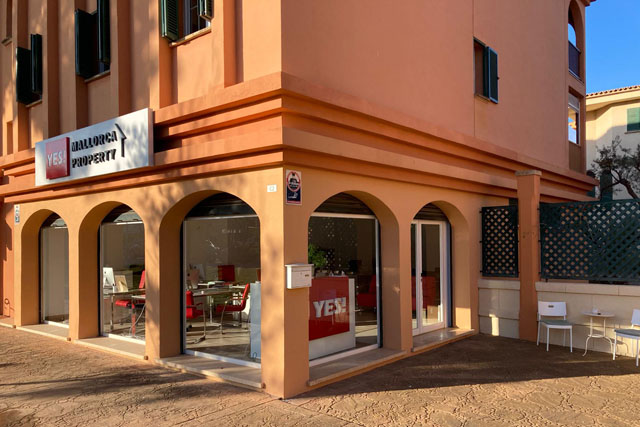 Офис Yes! Mallorca Property (вид снаружи)